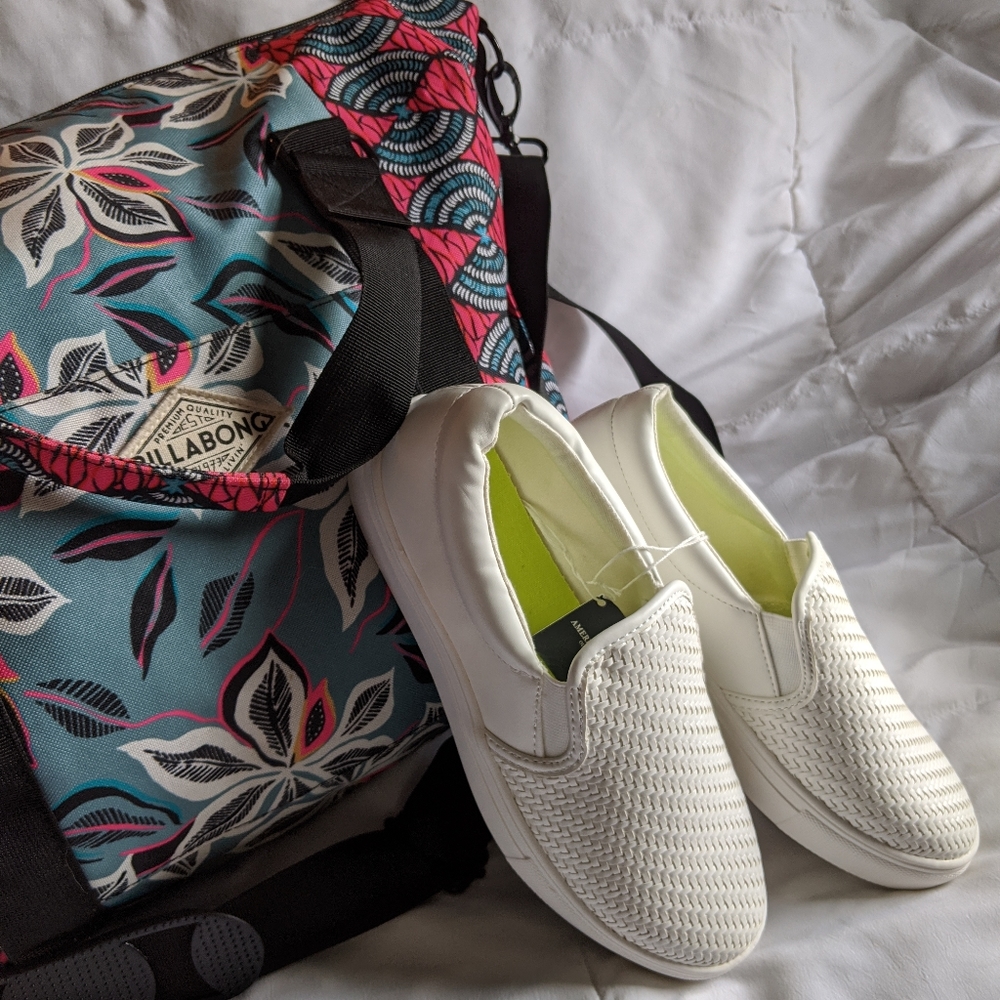 American eagle slip ons 7